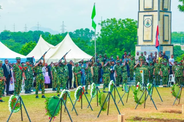 Akwamozu ndị agha mmiri