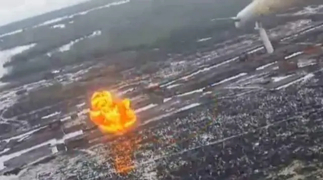 Foto nke ndị agha elu wepụtara iji gosi mwakpo a