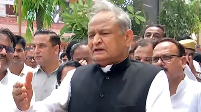 अशोक गहलोत