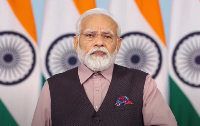 नरेंद्र मोदी