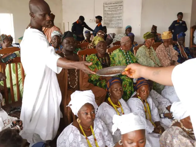 Awọn eeyan nibi ayẹyẹ naa