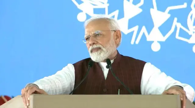 प्रधानमंत्री नरेंद्र मोदी