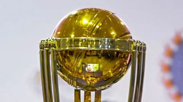 वर्ल्डकप ट्रॉफी