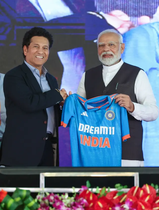 प्रधानमंत्री नरेंद्र मोदी