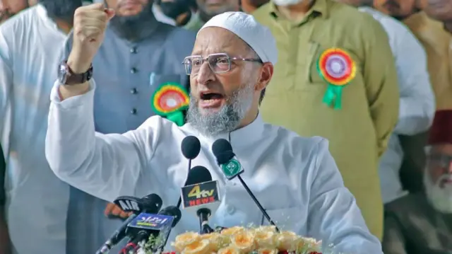 असदुद्दीन ओवैसी