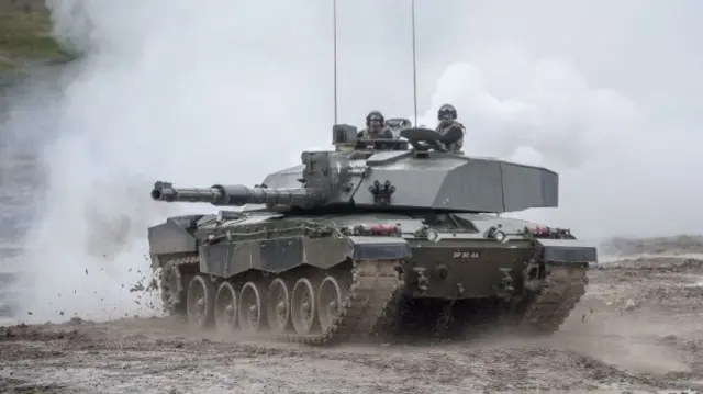 Британский танк Challenger 2 на учениях, фото 2017 года