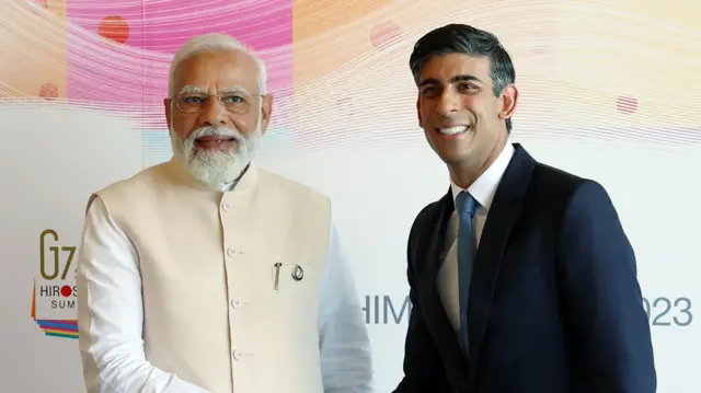 पीएम मोदी ब्रिटेन के प्रधानमंत्री ऋषि सुनक के साथ