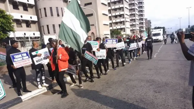 Ndị ntoroọbịa na-akwado Tinubu