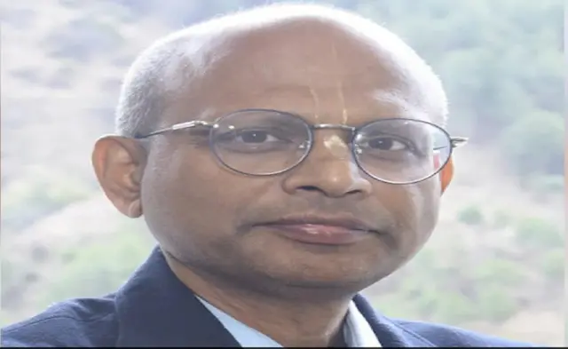 आईआईटी मंडी के निदेशक का अजीबो-गरीब बयान, कांग्रेस ने कहा पद पर बने रहने के लायक नहीं