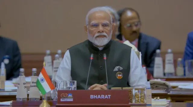मोदी