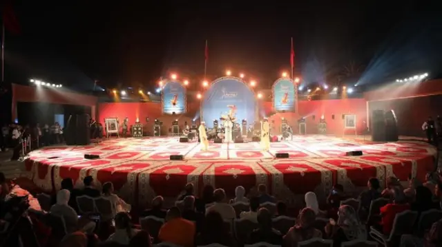 مشهد من حفل ضمن مهرجان تيميتار