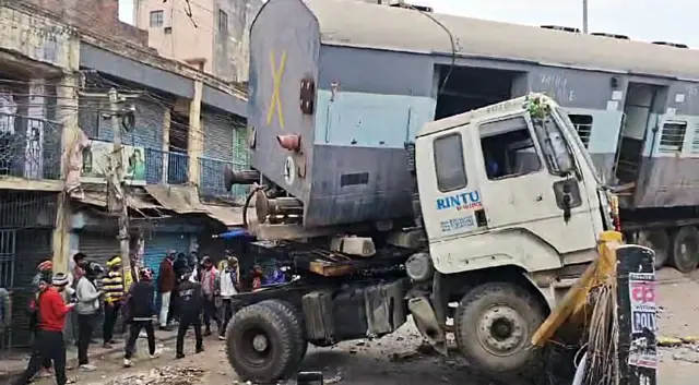 ट्रेन हादसा