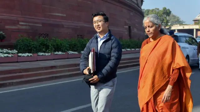 संसद का सक्षिप्त बजट सत्र 31 जनवरी से नौ फ़रवरी के बीच होने की संभावना