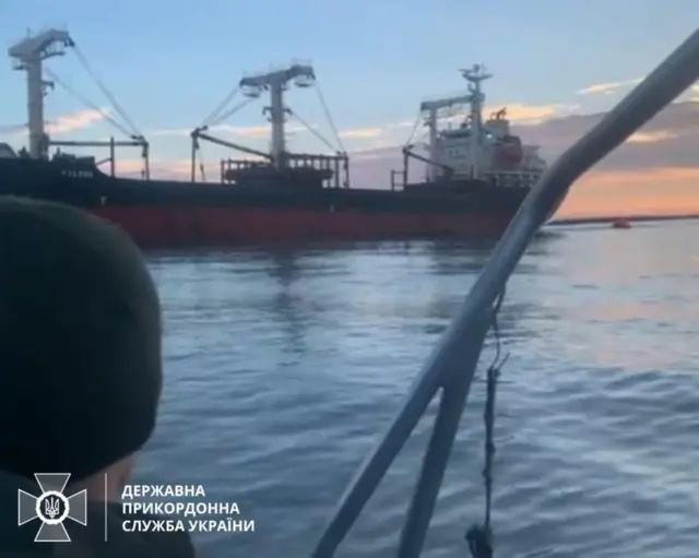 Грузовое судно под флагом Панамы подорвалось на мине в Черном морекоридоре