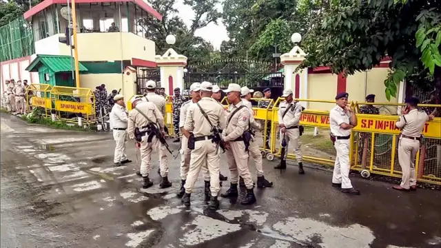 मणिपुर पुलिस ने सोमवार को मुठभेड़ के बाद एक अन्य के साथ हेमखोलाल मटे को गिरफ्तार किया था.