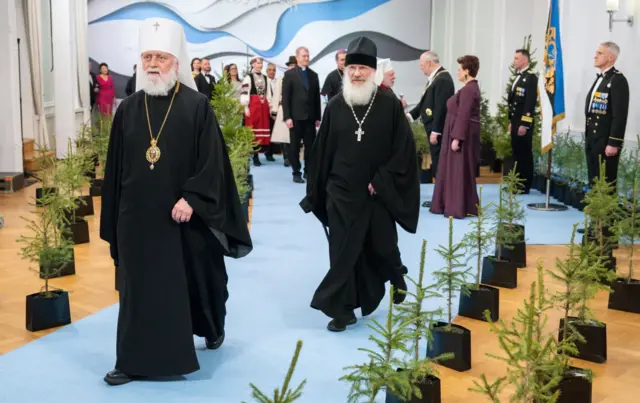 Митрополит Евгений (на фото слева) должен покинуть Эстонию до 6 февраля