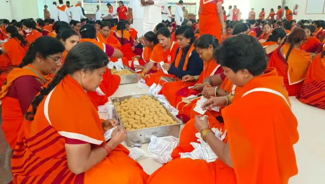 అయోధ్యలో రామ మందిరానికి శ్రీవారి లడ్డూ ప్రసాదం