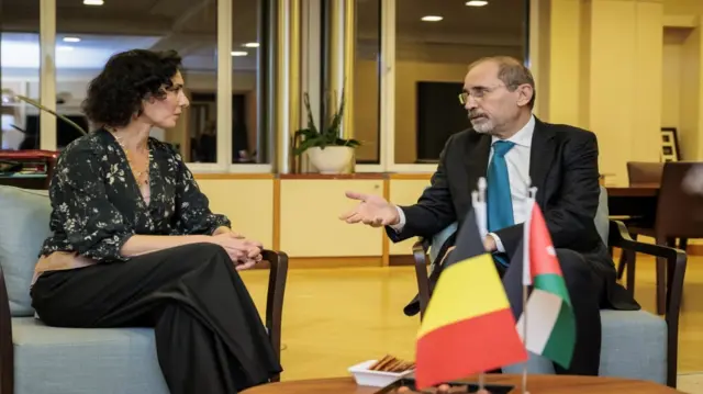 نائب رئيس الوزراء وزير الخارجية وشؤون المغتربين، أيمن الصفدي ووزيرة الخارجية البلجيكية حاجة لحبيب