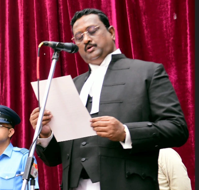 जस्टिस पी बी वराले