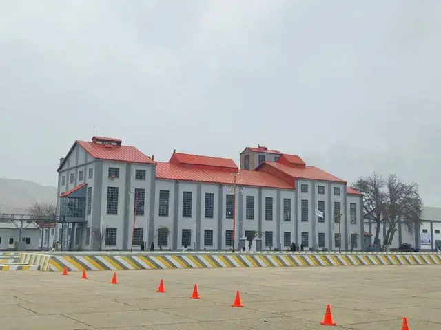 .