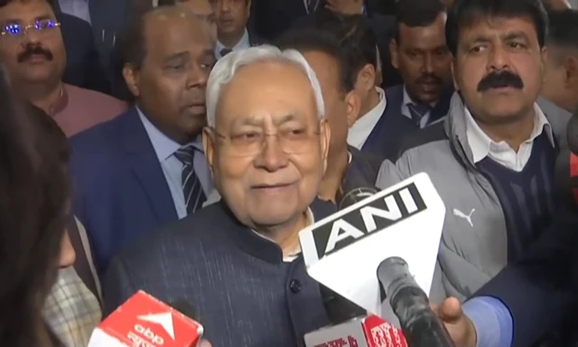 नीतीश कुमार