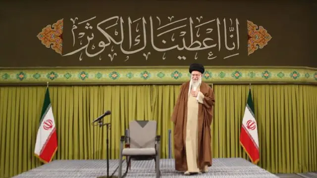 آیت‌الله خامنه‌ای در جمع مداحان