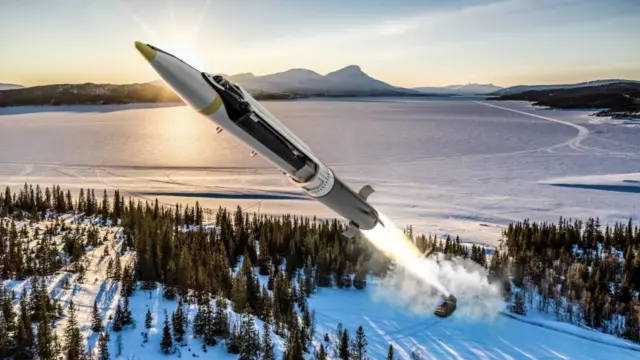 GLSDB производят корпорации Boeing и Saab