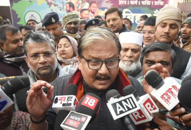 आरजेडी सांसद मनोज झा