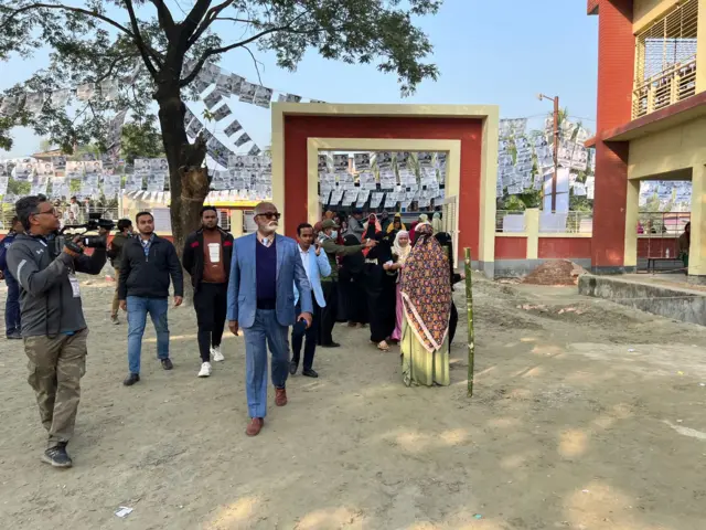 ভোটকেন্দ্র পর্যবেক্ষণে তৈমুর আলম খন্দকার
