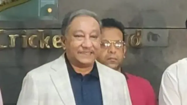 পাপন