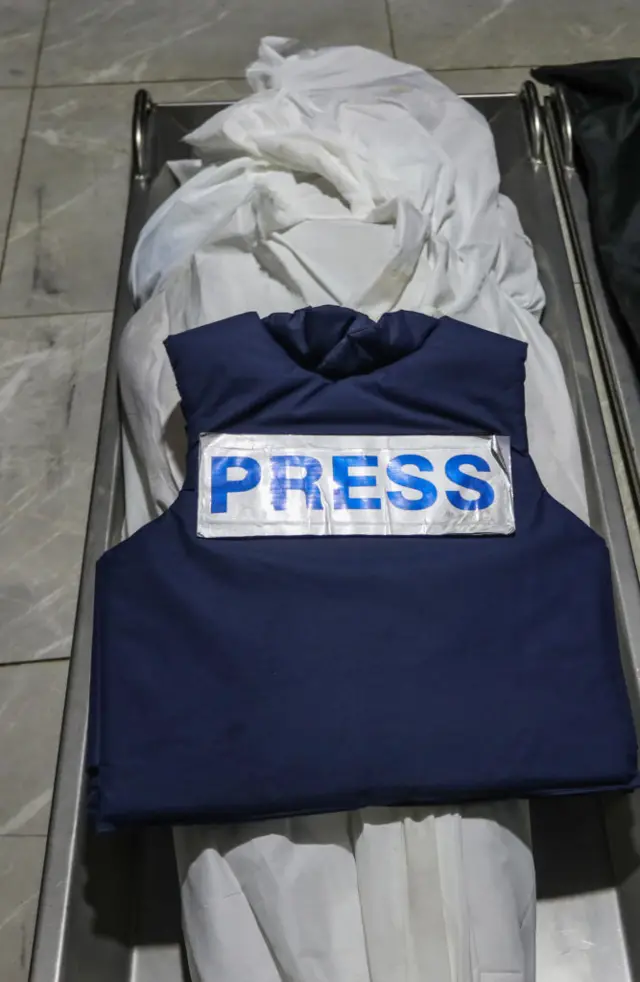 جثمان صحفي فلسطيني