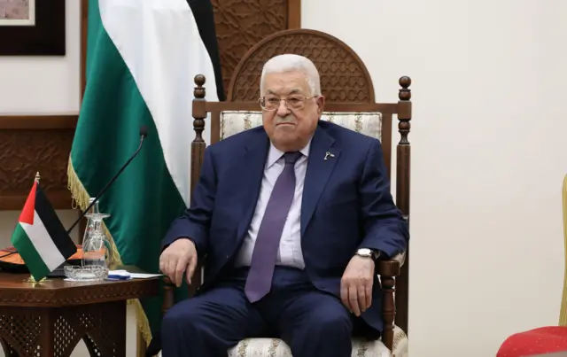 محمود عباس