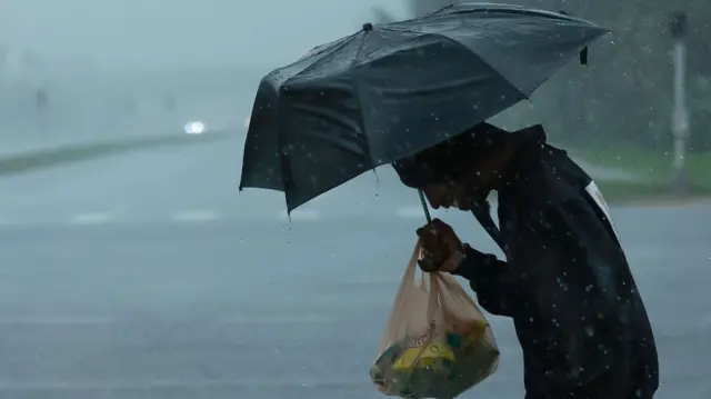 अमेरिका में मिल्टन तूफान