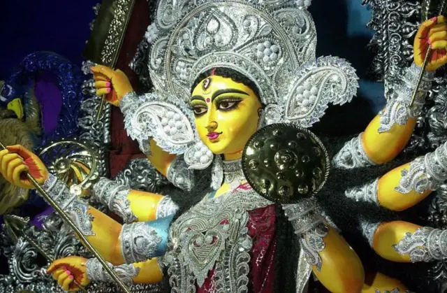 গত বুধবার মহাষষ্ঠী থেকে শুরু হয় দুর্গাপূজার আনুষ্ঠানিকতা