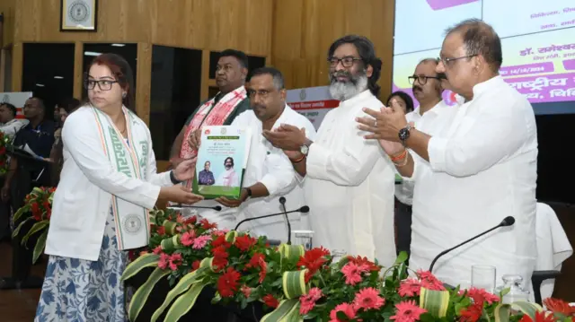 मंत्री मिथिलेश ठाकुर के करीबियों के यहां ईडी की छापेमारी