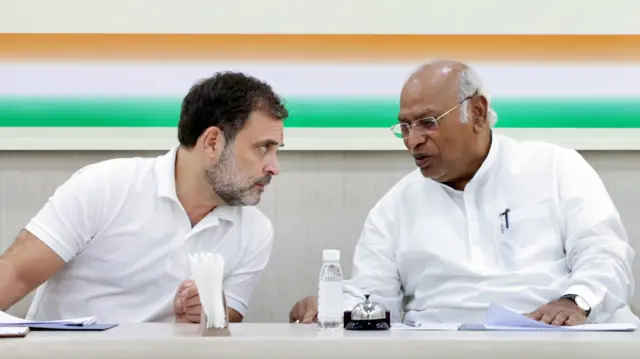राहुल गांधी और मल्लिकार्जुन खड़गे (फाइल फोटो)