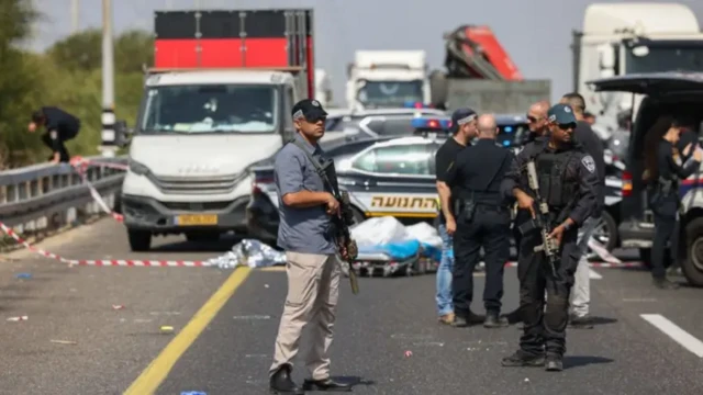 تل ابیب کے قریب فائرنگ