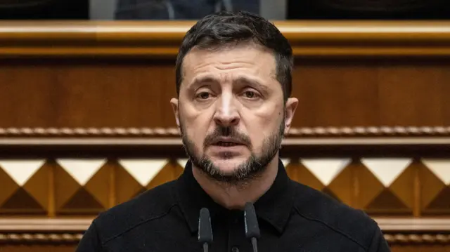Президент Украины Владимир Зеленский выступает в Верховной Раде