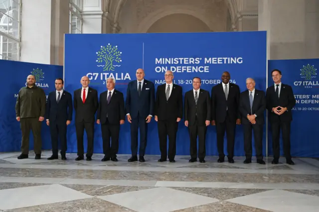 Министры обороны стран G7 после заседания в Неаполе