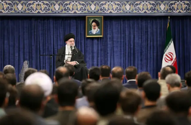 آیتالله علی خامنهای