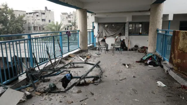 स्कूल पर इसराइल ने हमले किए हैं