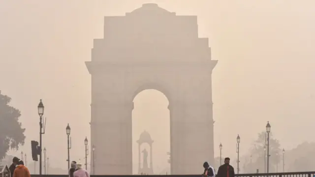 दिल्ली में बढ़ा वायु प्रदूषण (सांकेतिक तस्वीर)