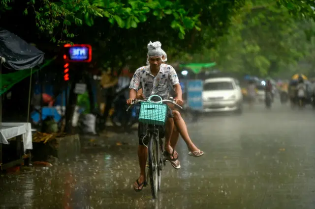 လေဖိအားနည်းရပ်ဝန်းအရှိန်ကြောင့် လေးရက်အတွင်း မိုးကြီးလေပြင်းတိုက်နိုင်