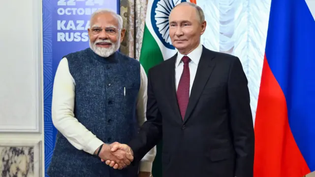 पीएम मोदी और राष्ट्रपति व्लादिमीर पुतिन मिले