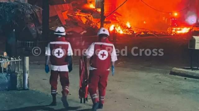 Ma'aikatan Red Cross
