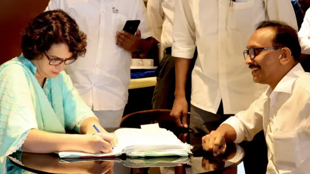 प्रियंका गांधी