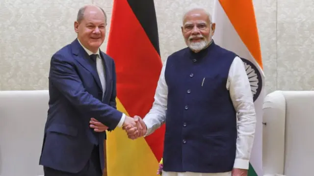 जर्मनी के चांसलर ओलाफ़ शूल्त्ज़ ने पीएम मोदी से की मुलाकात