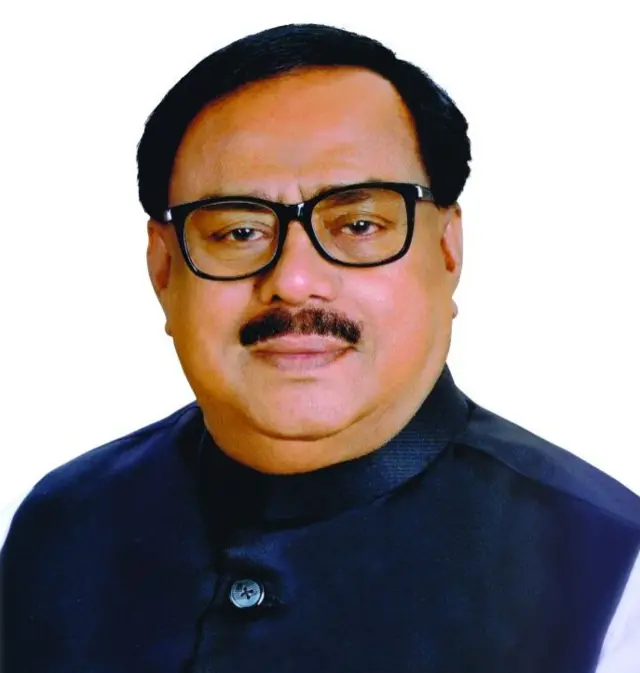 সাবেক খাদ্যমন্ত্রী সাধন চন্দ্র মজুমদার