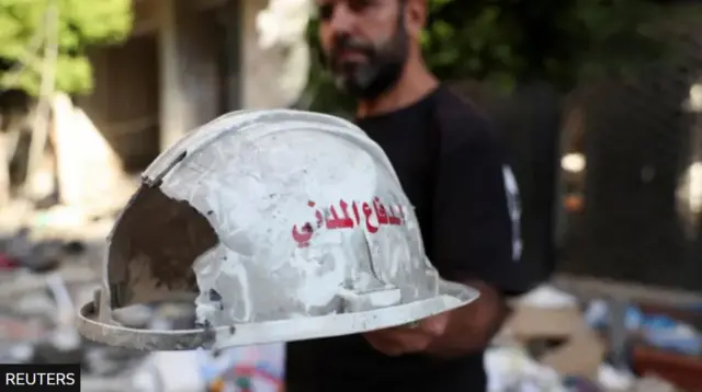 آثار الغارة الجوية الإسرائيلية على وسط بيروت