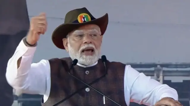 राष्ट्रीय एकता दिवस के समारोह में पीएम मोदी